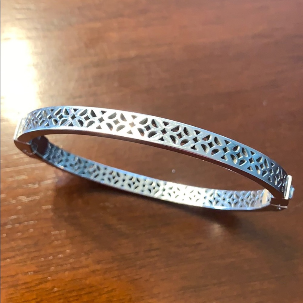 Fossil Clip Bracelet